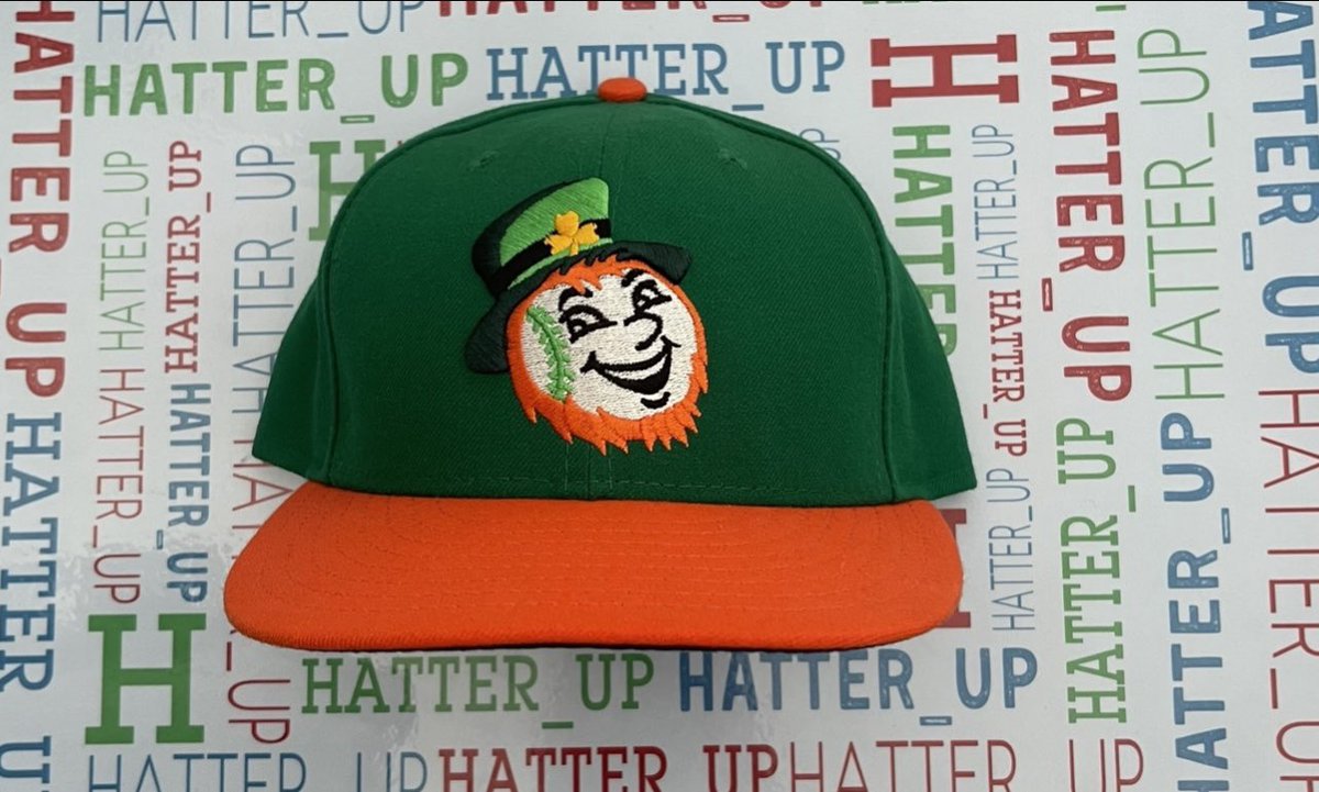 Hatter_up's tweet photo. Happy St Patricks Day☘️ back when teams could be Different on St Patrick’s Day the @Mets Wore this my Favorite Hat #LuckOfTheIrish #PotofGold #MostUnique #LGM #MyfavoriteHat #MrMet #leprechaun #Mlb #WearGreen #LGM #NYM #StPatricksDay #HatTwitter #HatoftheDay #FittedHatSociety https://t.co/uKTXPUgraX