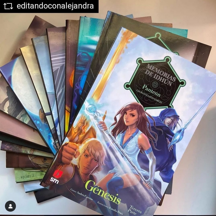 _LauraGallego's tweet photo. ¡Feliz #DíadelCómic! ¿Sabías que la saga #MemoriasdeIdhún ya está completa en este formato?

Más información: https://t.co/YdEZY21L2d

Foto: editandoconalejandra en Instagram https://t.co/jbK74BVOdY