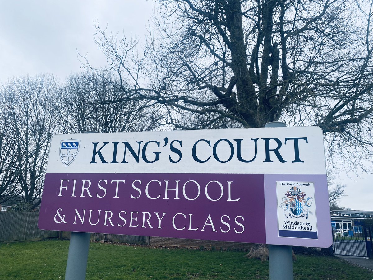 Thank you King’s Court for inviting me to come and chat to the students during #BritishScienceWeek I’m glad that they enjoyed our @VascAgeNet Super Heart Adventure animation! youtu.be/yVKHImszixY