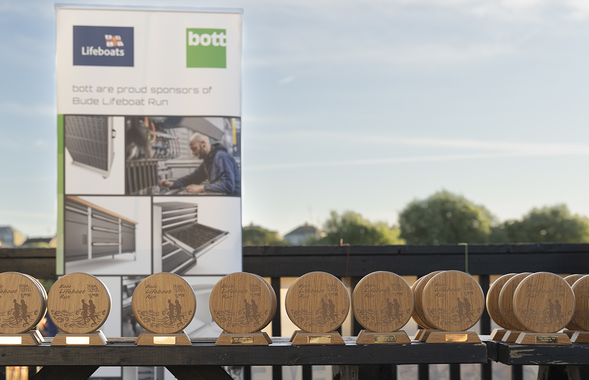 Once again, we are proud to be headline sponsors of the Bude Lifeboat Run.🏃‍♀🏁 <a href="/BUDERATS/">BUDE RATS</a> 

All funds raised at the event go to the <a href="/RNLI/">RNLI</a>.

📅 Wednesday 14th June 2023
📍Bude Rugby Club, EX23 8QG

Click for more details &amp; to register 👉 bit.ly/3lfGN14

#worksmartbott