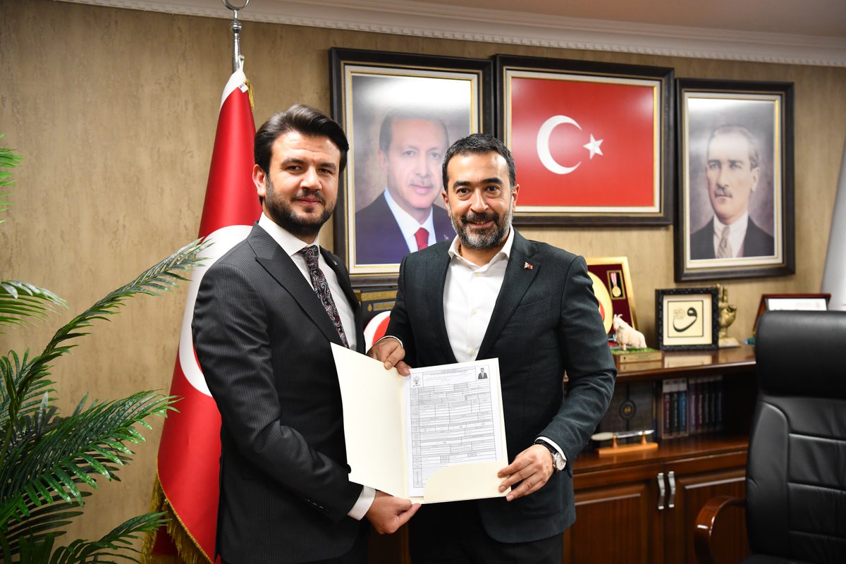 Gönül verdiğimize doğru, gönül verdiğimizle bir yola çıkmanın nasibindeyiz. Hayrı ve şerri bilenin ismiyle, vira bismillah! <a href="/AkpartiAnkara/">AK Parti Ankara</a>