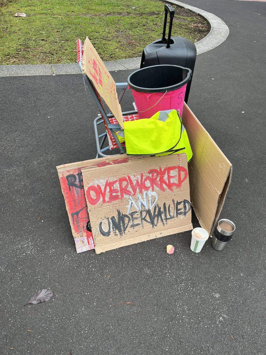 Still here ✊ #ucustrikes #UCURising