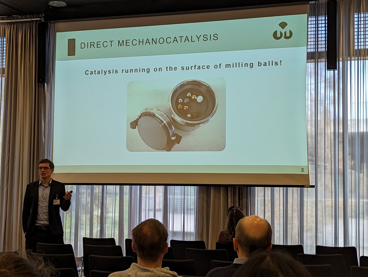 Wilm Pickhardt (@wilmpickhardt) on Twitter photo @Borchardt_Group <a href="/xaM275/">Max Wohlgemuth</a> Prof. Dr. L. Borchardt teaching the auditorium of the 56. German conference on catalysis that you can even do catalysis by simply slapping the shit out of the substrate with a catalyst milling ball. @Borchardt_Group <a href="/xaM275/">Max Wohlgemuth</a> Prof. Dr. L. Borchardt teaching the auditorium of the 56. German conference on catalysis that you can even do catalysis by simply slapping the shit out of the substrate with a catalyst milling ball.