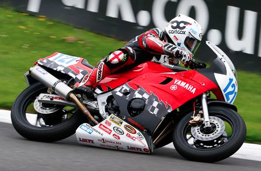 no1bloke's tweet photo. @visordown Nancy looked gorgeous when her race restoration was complete #iconic #Yamaha #FZ600 #classicracing @helperformance @YAMBITS @WhyArai @HeldBikeGear @WIZRACING @MrMtHill1 @rodgeskell #motorsport #classicbike https://t.co/jr8xNlp0PU