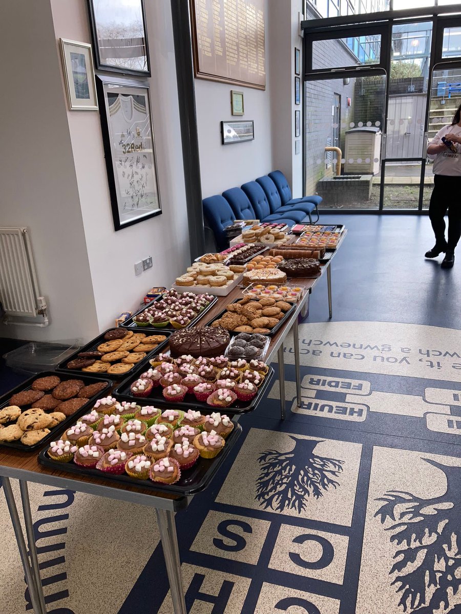CefnHengoed's tweet photo. Cake sale! Always a favourite! A tasty way to raise money 😊 https://t.co/JjuxxGbnnP