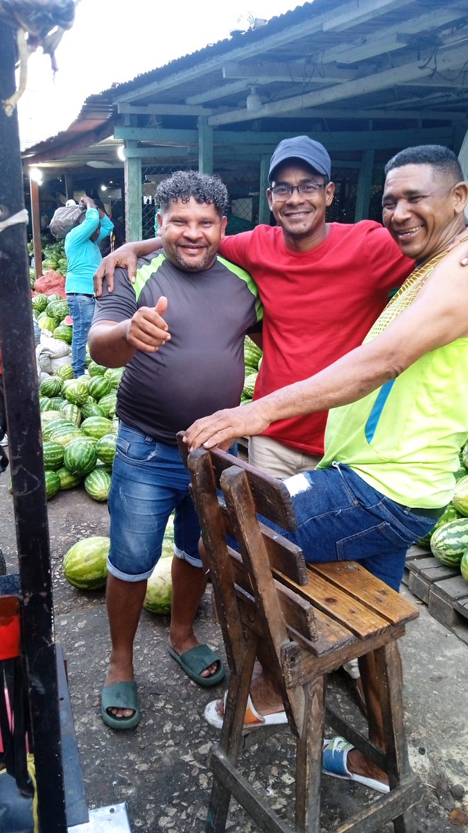 AriasCelio's tweet photo. Con mis llaves desde el mercado público de Barranquilla. https://t.co/k9trKWNbs0