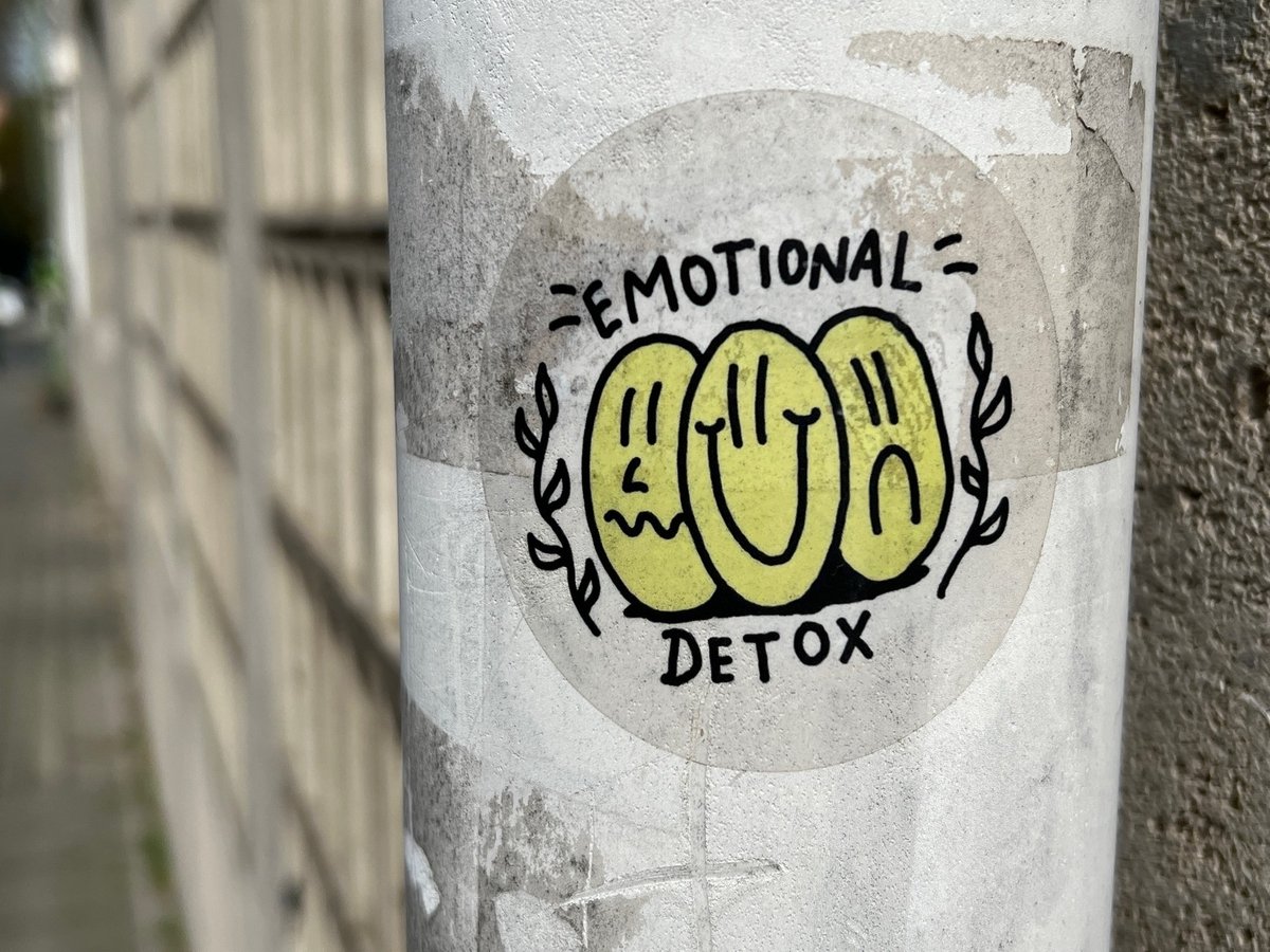 Konrad Lischka tweet media