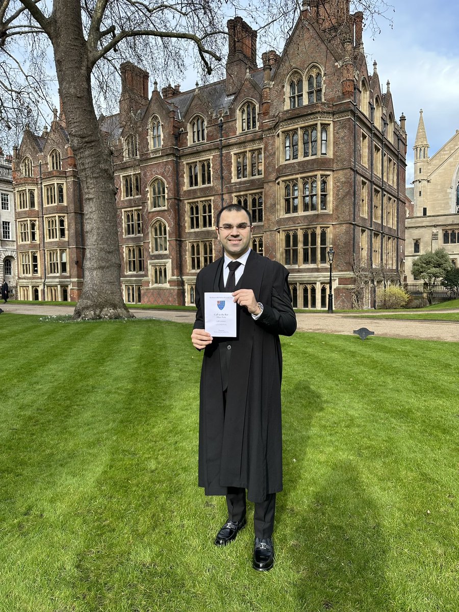 I was Called to the Bar on 16th of March, 2023, where I was officially published as a Barrister.

Proud to be part of Lincoln’s Inn family. 
#Calltothebar #lincolnsinn #barrister