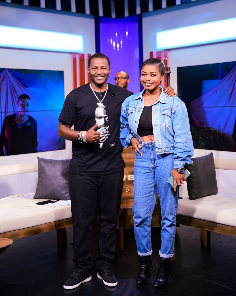LuckyIbnMiraj's tweet photo. Friday ✅ @versusfeed ✅

📡 : @rbarwanda 
📺 : @RwandaTV 
🎬 : @versusfeed 
Guests : @heismemo_ #Clemyumuhire #Moniah #Didier #liicollection 🙏
📸 : @visualcolour 

#TrustMe #positivevybzonly https://t.co/REaUkEuHwo