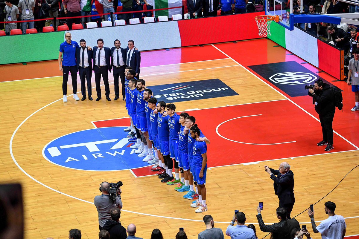 Auguri #Italia!
🇮🇹💙

Giornata dell’Unità #Nazionale, dell’#Inno e della #Bandiera