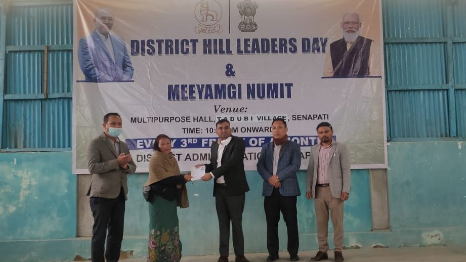 DioSenapati's tweet photo. Meeyamgi Numit at Tadubi Town Hall, Tadubi Block,  Senapati District for the month of March.
Senapati DC distributes Wheelchairs, Ration Card and many others to its beneficiaries.
#HillLeadersDay
#MeeyamgiNumit https://t.co/MtJgLUgD2T