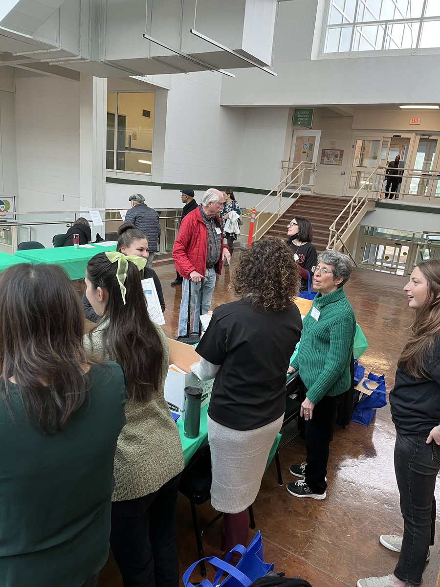 limathconf's tweet photo. The buzz has begun!  LIMACON 2023 is underway!  Please share what you are learning!  #LIMACON2023 https://t.co/X3LGtdUCdB