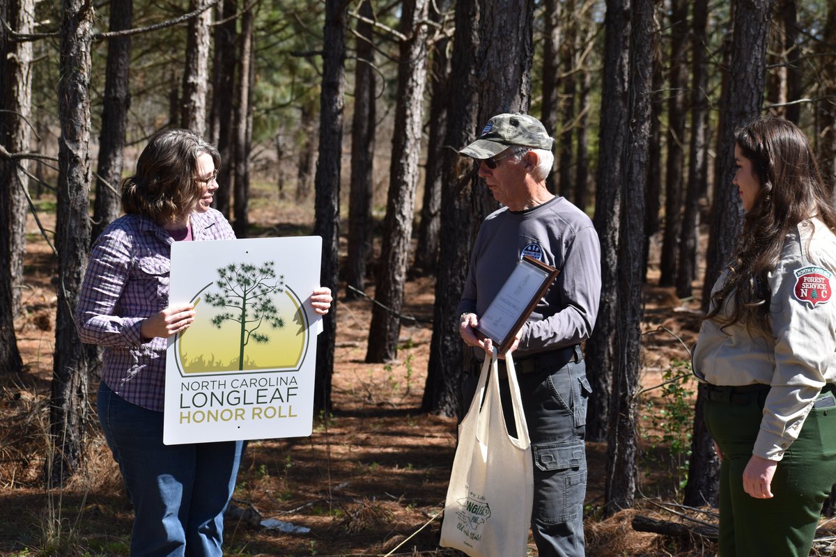 NRCS_NC's tweet photo. Joe Dietzel was presented an award for conservation work with longleaf needle pine. Love seeing our landowners succeed in their conservation efforts. Also like to thank our friends at @ncforestservice and the Longleaf Alliance. Proving conservation is a team effort.
#Conservation https://t.co/MbNN2XRb80