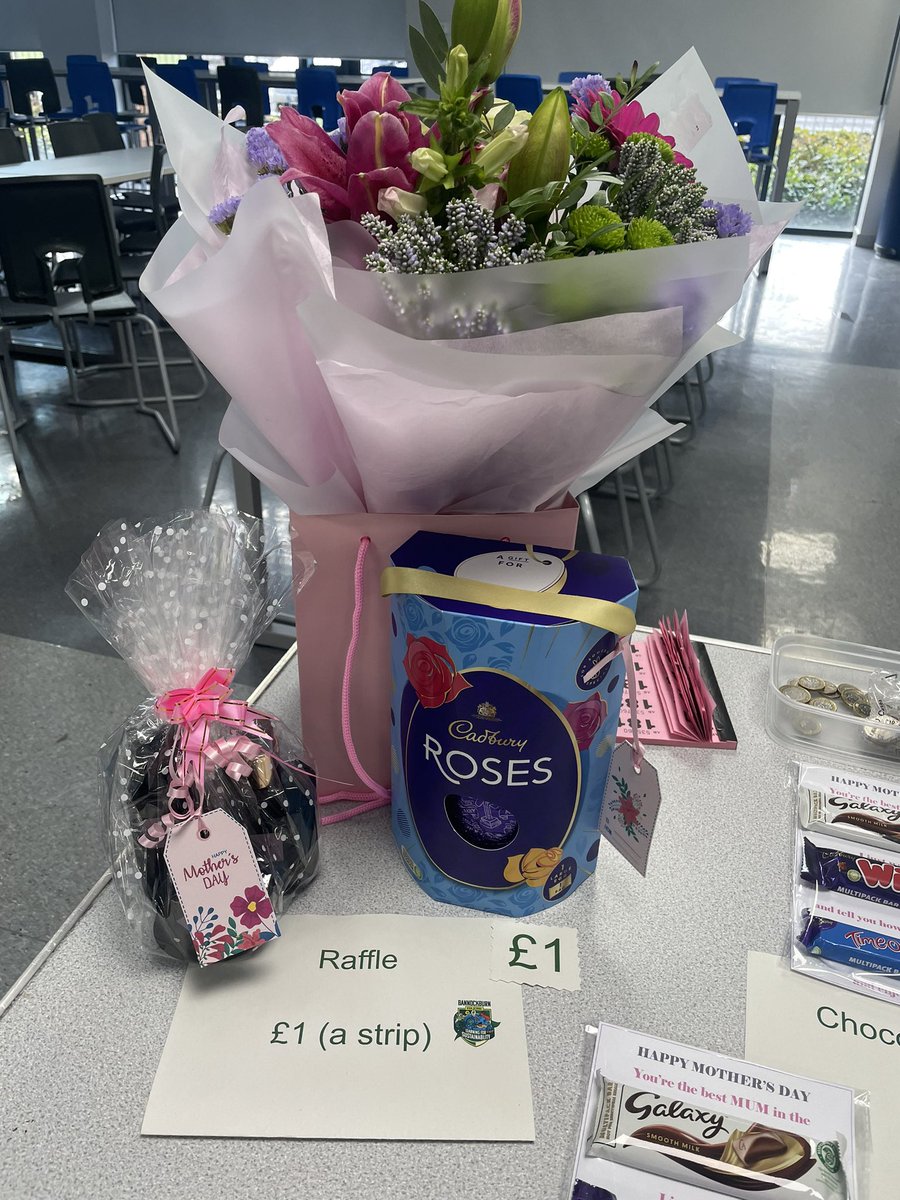 The Eco Club did so well at our Mother’s Day Stall today. They should be very proud of themselves. Thank you to everyone who helped us raise money for the club.  @BannockburnHigh  #handmade #recycling #raisingawareness