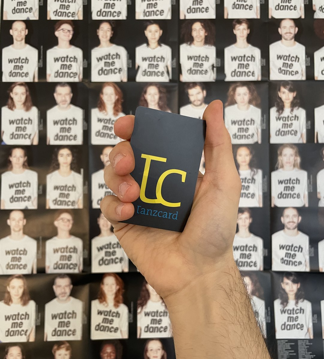 Lust auf noch mehr Tanz? 
Im Rahmen von #watchmedance gibt's die tanzcard bis 15.04. zum 𝗦𝗼𝗻𝗱𝗲𝗿𝗽𝗿𝗲𝗶𝘀 𝘃𝗼𝗻 𝟭𝟬€. Die Rabattkarte ermöglicht ca. 20% auf den regulären Eintritt bei einem Großteil der Berliner Tanzvorstellungen. 

▶ tanzraumberlin.de/tanzcard/
📸 A. Krupp