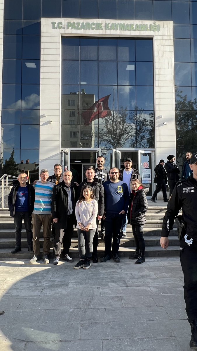 apk306's tweet photo. 15 günlük Kahramanmaraş görevini bitirdik. Hepsi birbirinden değerli insanlar tanıdık ve yüreğimiz buruk ayrılıyoruz. Daha güzel günlerde buluşmak dileğiyle. Şimdilik elveda Maraş. https://t.co/DtfyQknbMl