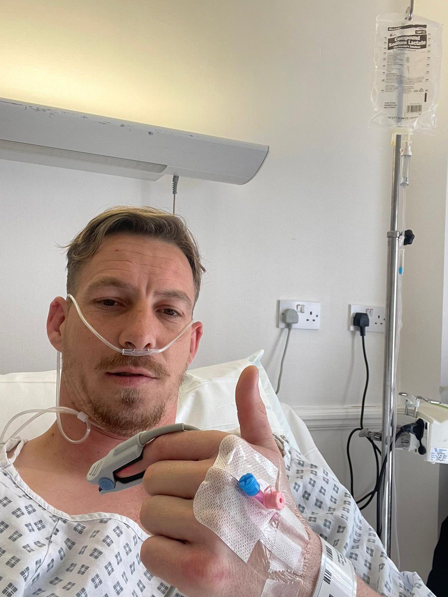 LeeFriend18's tweet photo. Finally got opp done now time to recover and get my self back out there ⚽️ https://t.co/J5Db3fd3IO