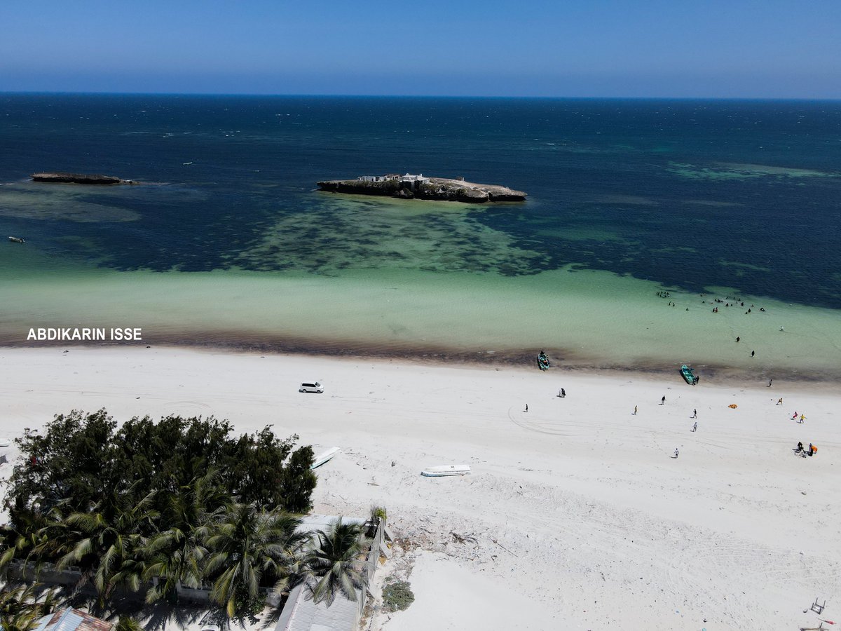 Who knows this beach?.

#Somalia 
#Mogdisho
#Ramadan2023 
#TheSeaBeast