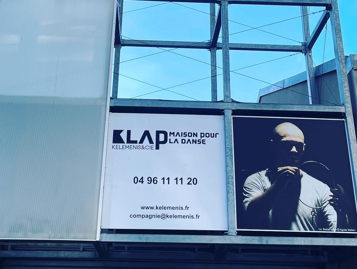 Hannah_YD's tweet photo. 36 hours in Marseille visiting Klap Maison pour La Danse. Beautiful to meet #performinggender colleagues in person and see the community of Marseille perform. My heart is full. https://t.co/qOIHajSg6B
