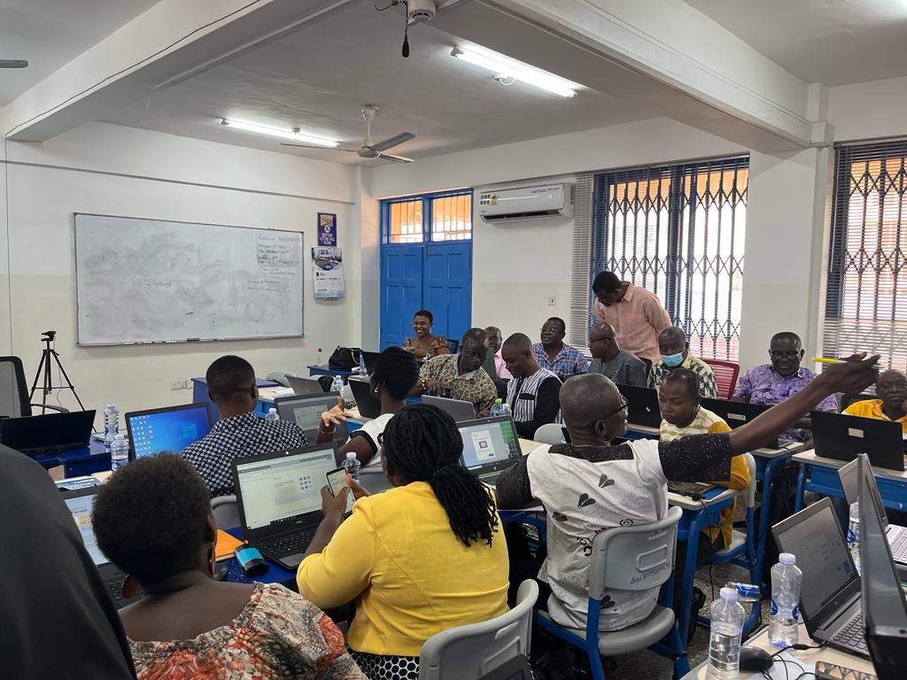 afos_ghana's tweet photo. Here are some images from the just-ended boot camp for some staff of the @StatsGhana across all regions. The #digiCAP training course for the Ghana Statistical Service starts on Monday, 20th March @ATUghana
#digiCAP
#AFOSfoundation
#AFOSghana
#digicapghana
#ghana
#africa https://t.co/YQfVxRbi8r
