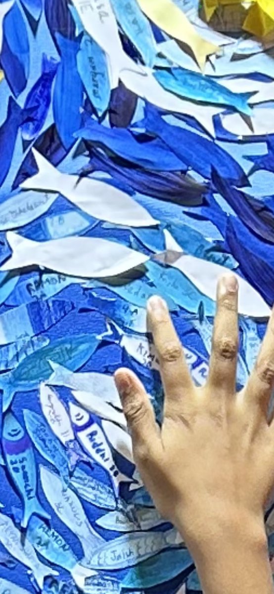 KarishmaKalan's tweet photo. Vedasya from 3D delighted to locate his name on amazing Art piece @WorldArtDubai by team @gemsnms_alkhail👏👏 #latepost @Fatima_Martin @ShettySampoorna @sidra5 @arpan_apn https://t.co/o0wPiPTJ8u
