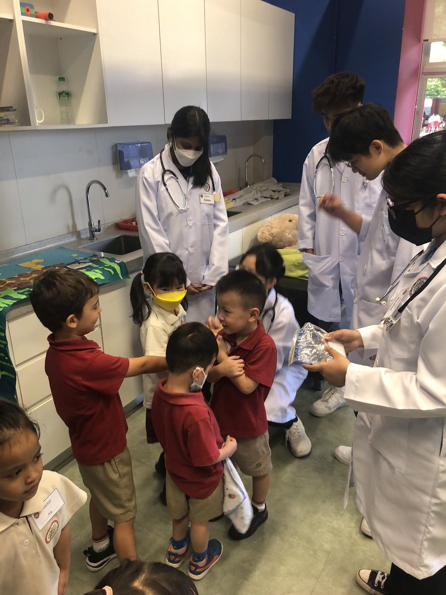 Ms Laura tweet media