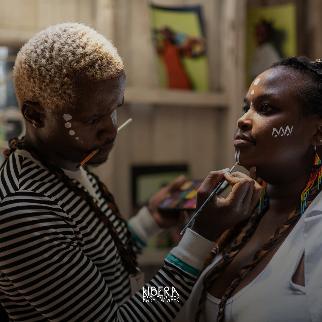 Kiberafashionwk's tweet photo. The project is initiated by David Avido (Lookslike Avido / Avido Foundation) in collaboration with Goethe-Institut, Nairobi Design Week, Maasai Mbili and @EUNIC_Global Kenya. The project is funded as part of the European Spaces of Culture.

#kiberafashionweek  #kiberafw  #kfw https://t.co/pkBJO4EAsA