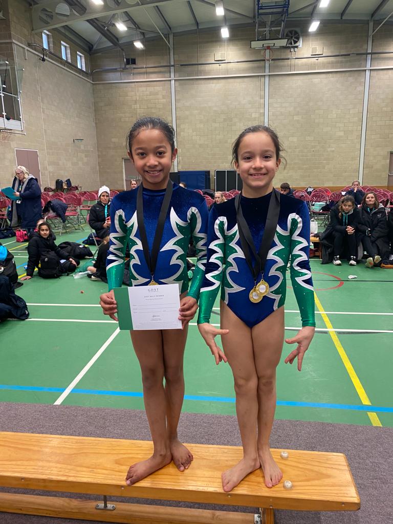 Sport_WHS's tweet photo. Junior Sport excelling in their recent fixtures - U11 @GDSTsport Cross Country and Gymnastics Champions ⭐️🏆 with individual 1st and 2nd in Gym! 

Netballers and Hockey players out in force today at @iapsuksport and In2Hockey Finals - WOW! @JuniorHead_WHS @WimbledonHigh https://t.co/M1YCLT6wje