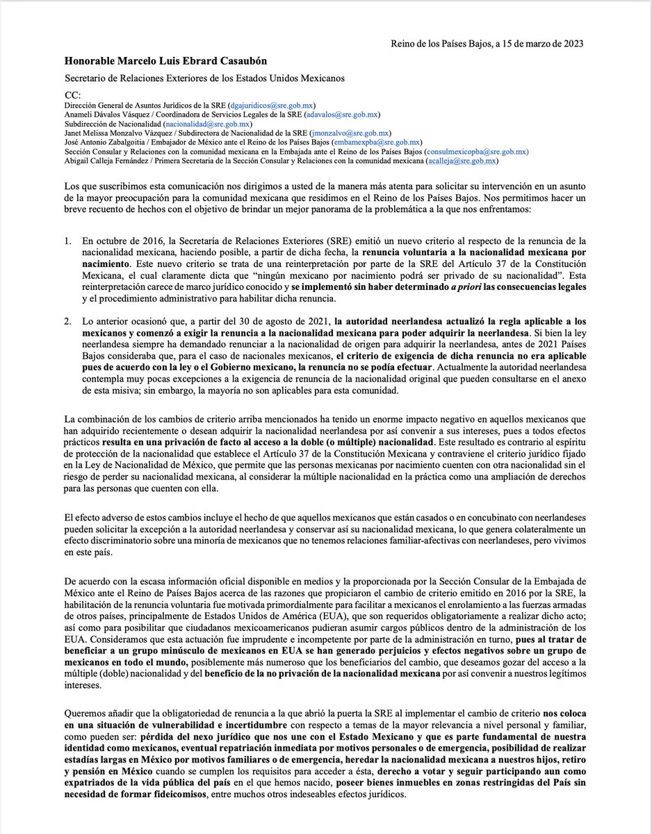 MEXporderecho's tweet photo. Por medio de esta misiva, la comunidad de mexicanos Países Bajos nos dirigimos a @m_ebrard, solicitando apoyo en la revocación del trámite de renuncia a la nacionalidad mexicana. Se ha enviado copia física a la @EmbaMexNL y las las Oficinas Centrales de la @SRE_mx en CDMX. https://t.co/S27iZPXaBC