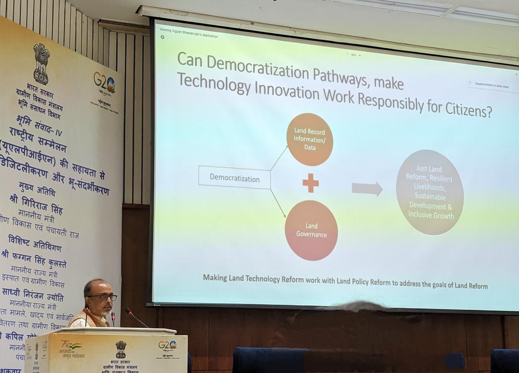 Serene Ho (@_sereneho) on Twitter photo Back in India for research after 4 years! Great to start by listening to the great work happening around ๐ฎ๐ณ at the natl conf on digitising and georeferencing. Innovative work on a hugely complex topic! And of course, <a href="/prchoudhury/">Pranab Choudhury</a> sharing his thoughts on #data #democratisation Back in India for research after 4 years! Great to start by listening to the great work happening around ๐ฎ๐ณ at the natl conf on digitising and georeferencing. Innovative work on a hugely complex topic! And of course, <a href="/prchoudhury/">Pranab Choudhury</a> sharing his thoughts on #data #democratisation