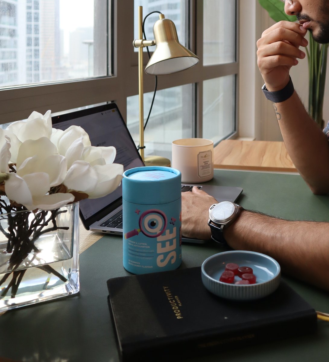 shophealthsetgo's tweet photo. With great power comes great responsibility! It's time to give the right protection to your eyes with HealthSetGo See π
Our Ultimate Vision Blend helps to:
π« Support strong eyesight
π« Protect against blue light
π« Reduce eye strain
#goforgreat #healthsetgo #shopnow https://t.co/aAuaXGLLpE