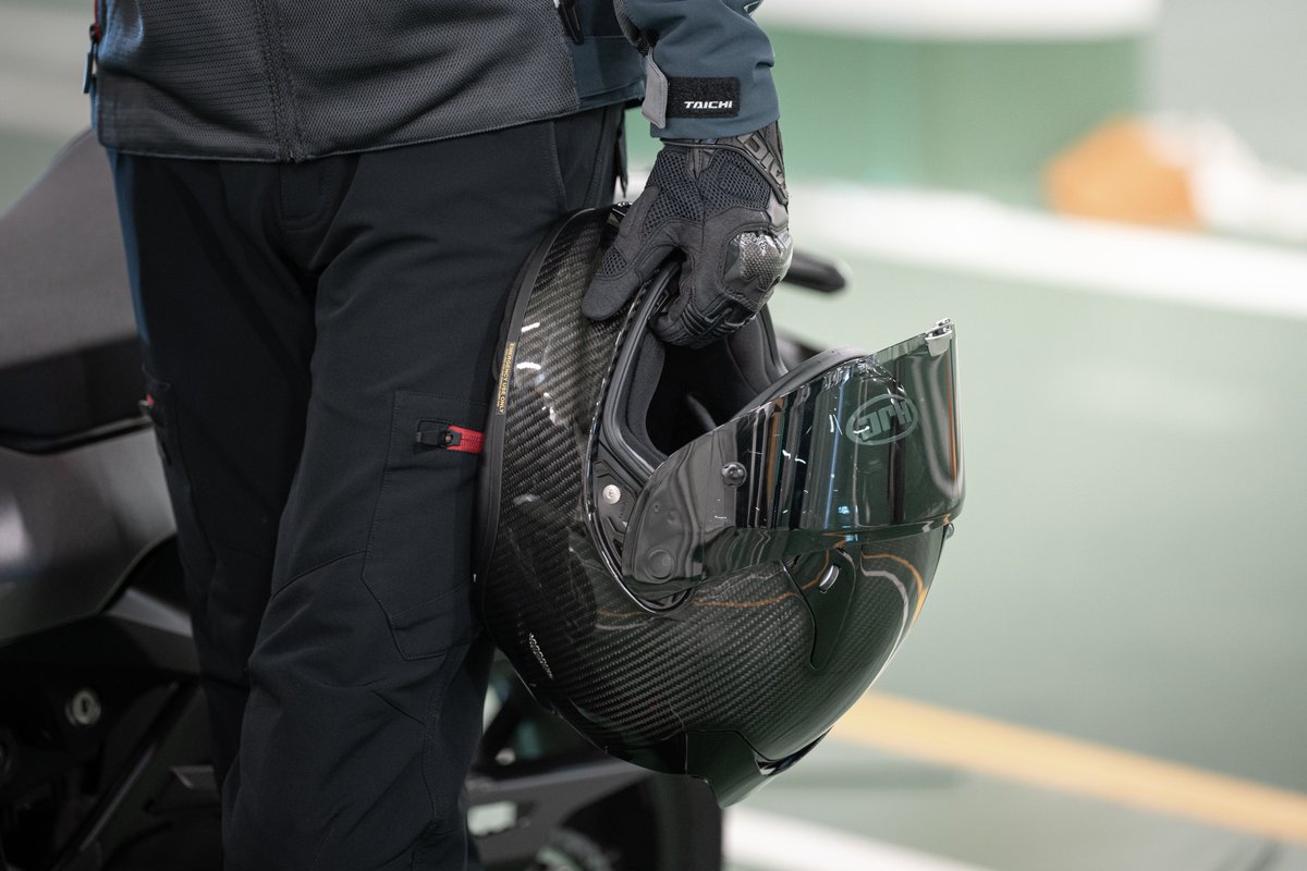 HJC Helmets Japan on Twitter "【Product Lineup】 RPHA 11 軽さと衝撃吸収性を持つ「P