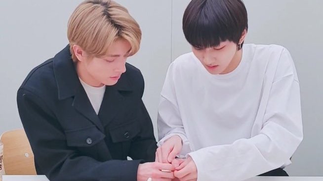 jakewonfeed's tweet image. jakewon latest live… crumbs