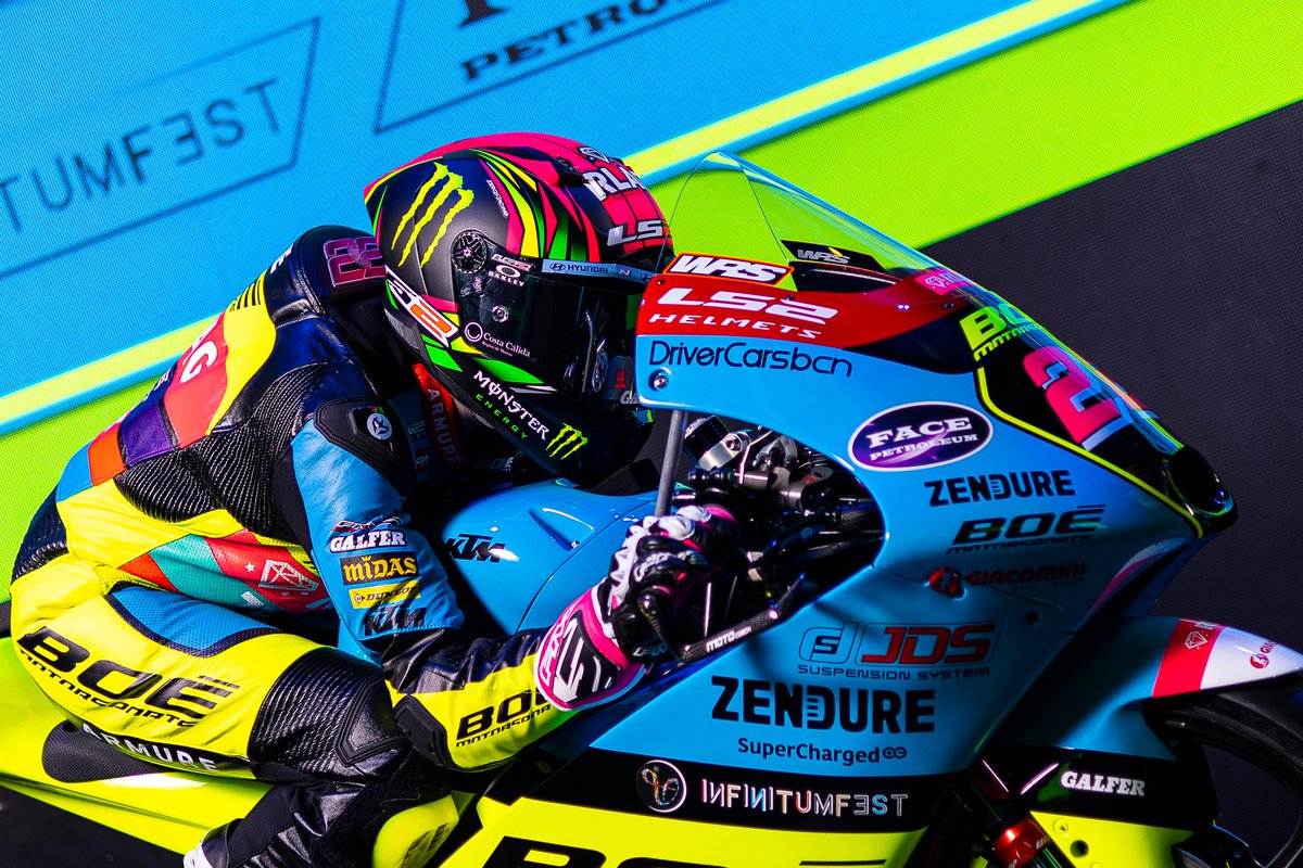 FacePetroleum's tweet photo. Hoy es un placer anunciar, que somos patrocinadores del equipo @boemotorsports en #moto3 con @AnaCarrasco_22 
@david64official 
Será un gran año para este gran equipo.
👊🏼 We’re ready to fight! 😈 https://t.co/quGe2PTrF4