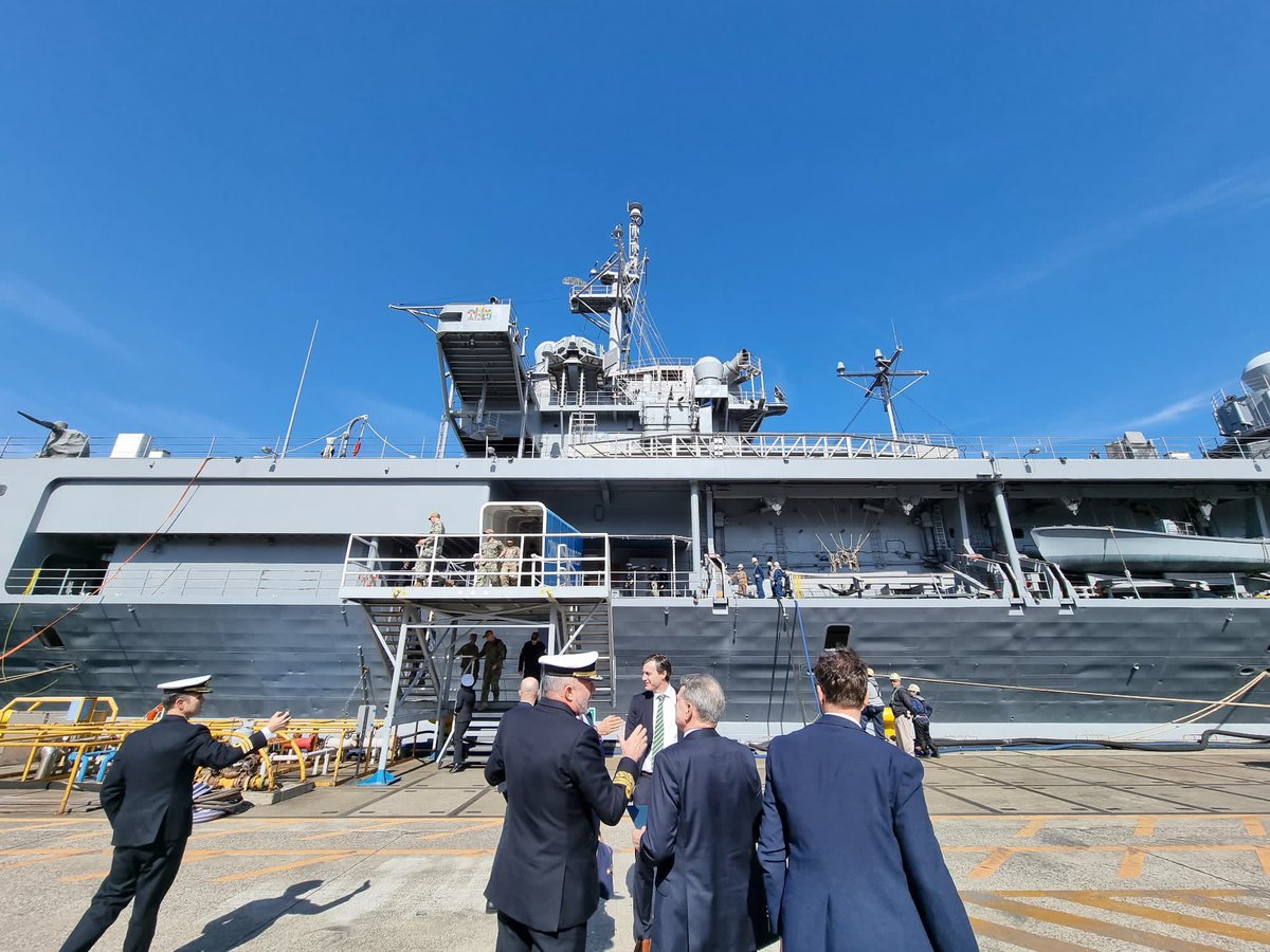 MichaelPulchEU's tweet photo. Instructive visit to Yokosuka Naval Base. Insightful exchange with @JMSDF_PAO Vice Admiral Akira Saito and Rear Admiral Erik Eslich, Deputy Commander of the US 7th fleet on maritime security in the Indo-Pacific theatre of operation. @OpComd_EUNAVFOR @eu_eeas https://t.co/9AMB1G1fjn