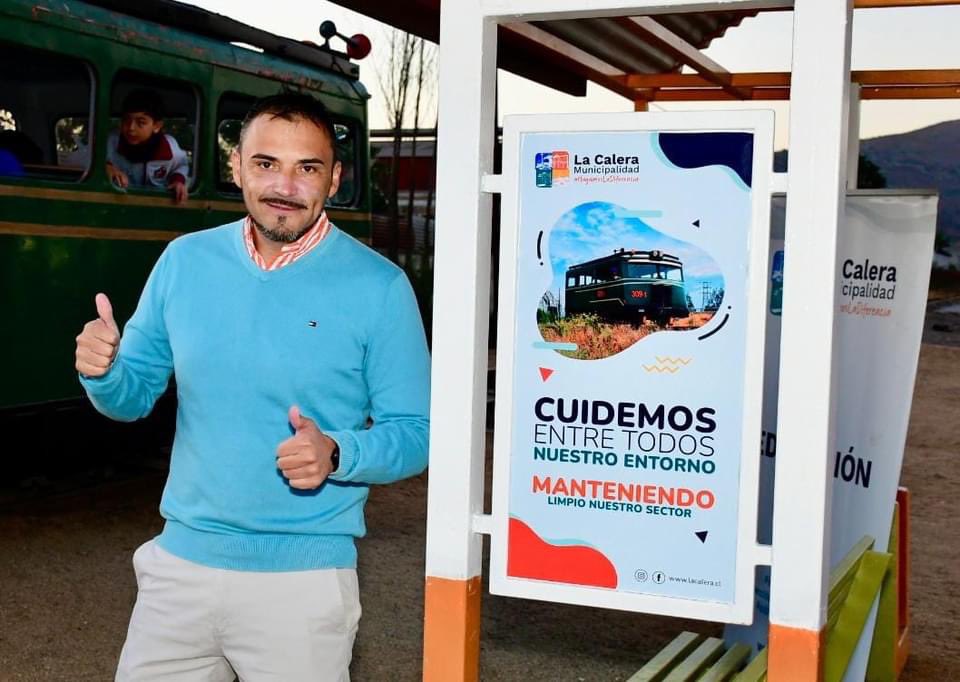 Que lindo ver a los estudiantes de Artificio asistir al colegio en Autocarril de 1954.( Convenio Municipalidad y Ferronor)
#seguimoshaciendoladiferencia 
🧡🧡