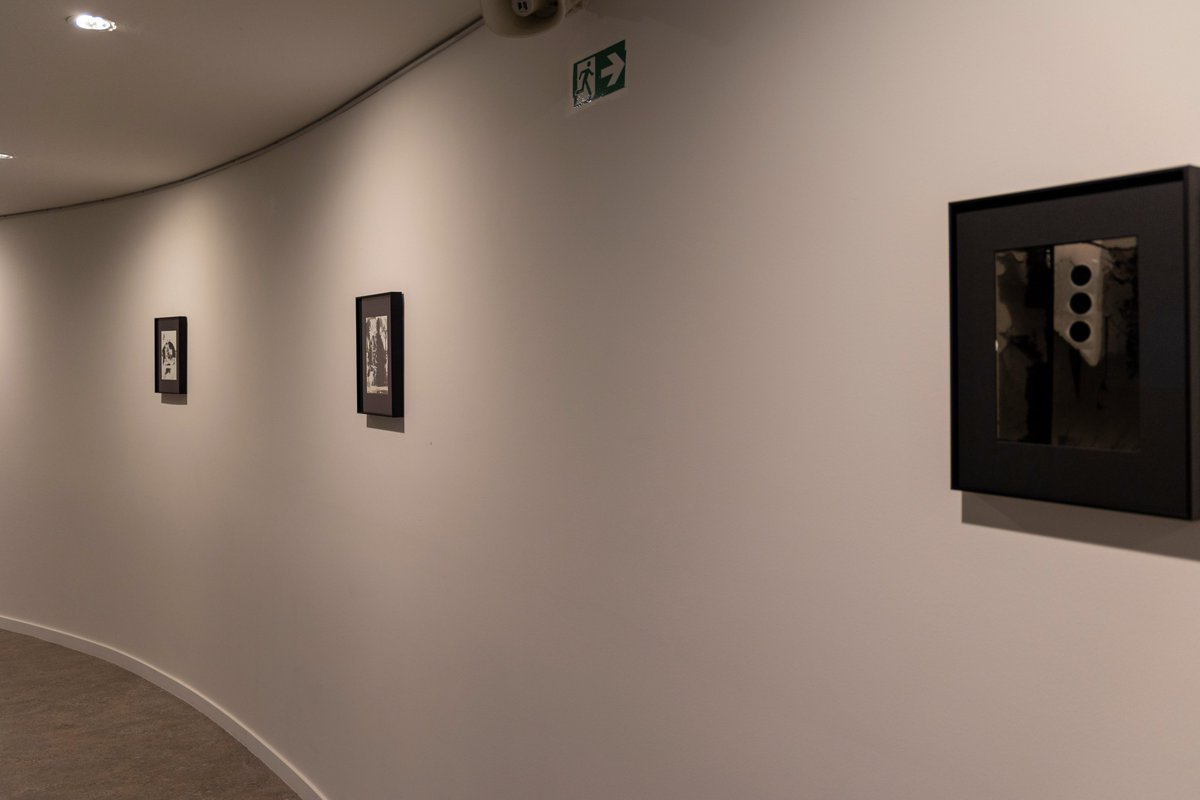 CastelnauleLez's tweet photo. Vous avez jusqu'au 8 avril pour profiter de l'exposition "Chemical rain" de #SamuelSpone au #Kiasma.
Samuel Spone construit des décors spectaculaires et énigmatiques où aucune présence humaine n’est perceptible ; il évite les formes trop figuratives et réussi à captiver le regard https://t.co/vOpeUWZkhu