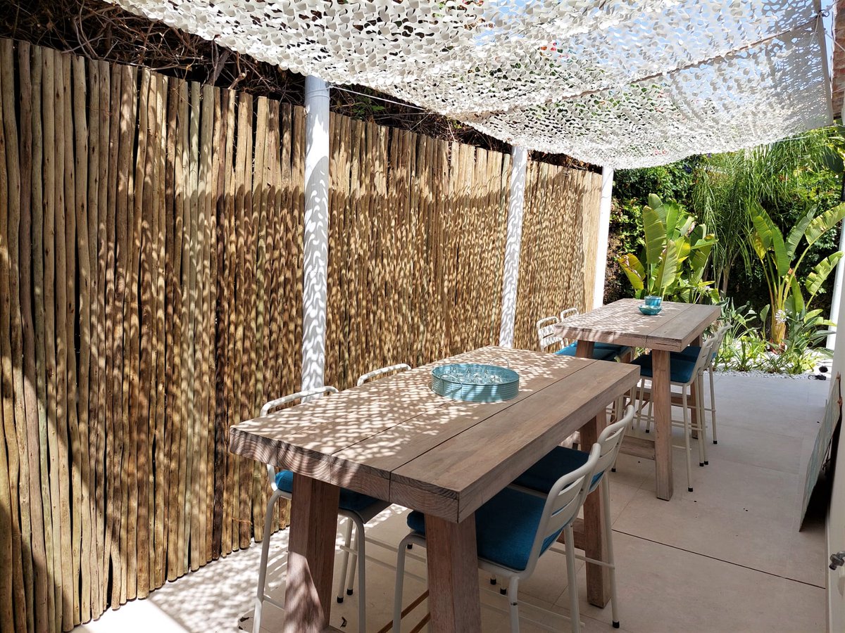 CapeReed's tweet photo. Enhance Your Landscape with Timber Screens

https://t.co/KvmqGzGxak

#Timber #Laths #Fencing #Screen #TimberScreen https://t.co/rpi9ZnZwF3
