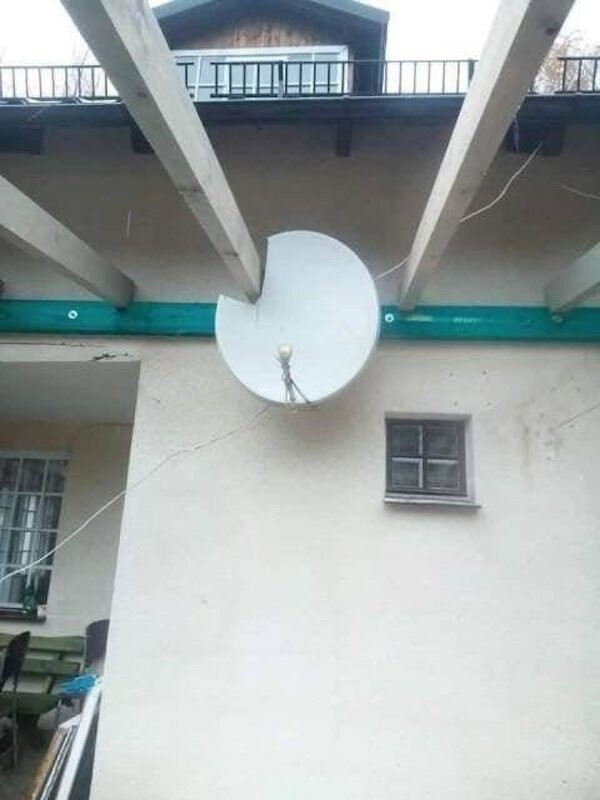 CeilingSweepers's tweet photo. Bo mavusana ba costa - next time let the professionals do it.
At Ceiling Sweepers - we are professional specialists in the efficient vacuum cleaning of your ceiling to protect your assets and health. Contact us today (0)64 781 0669 for healthier living #expensivemistake https://t.co/SPKVXKk1kb