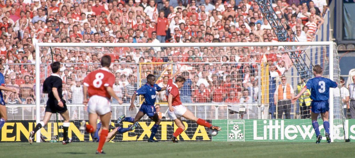 nigeljemson's tweet photo. 35 years ago today I signed for this magnificent club which brought me so many glorious memories and successful times . I am honoured to still be associated with them today and part of their successful history . Thank you ⁦@NFFC⁩ and the greatest Brian Clough ❤���#youreds https://t.co/WxI9xOHoP7