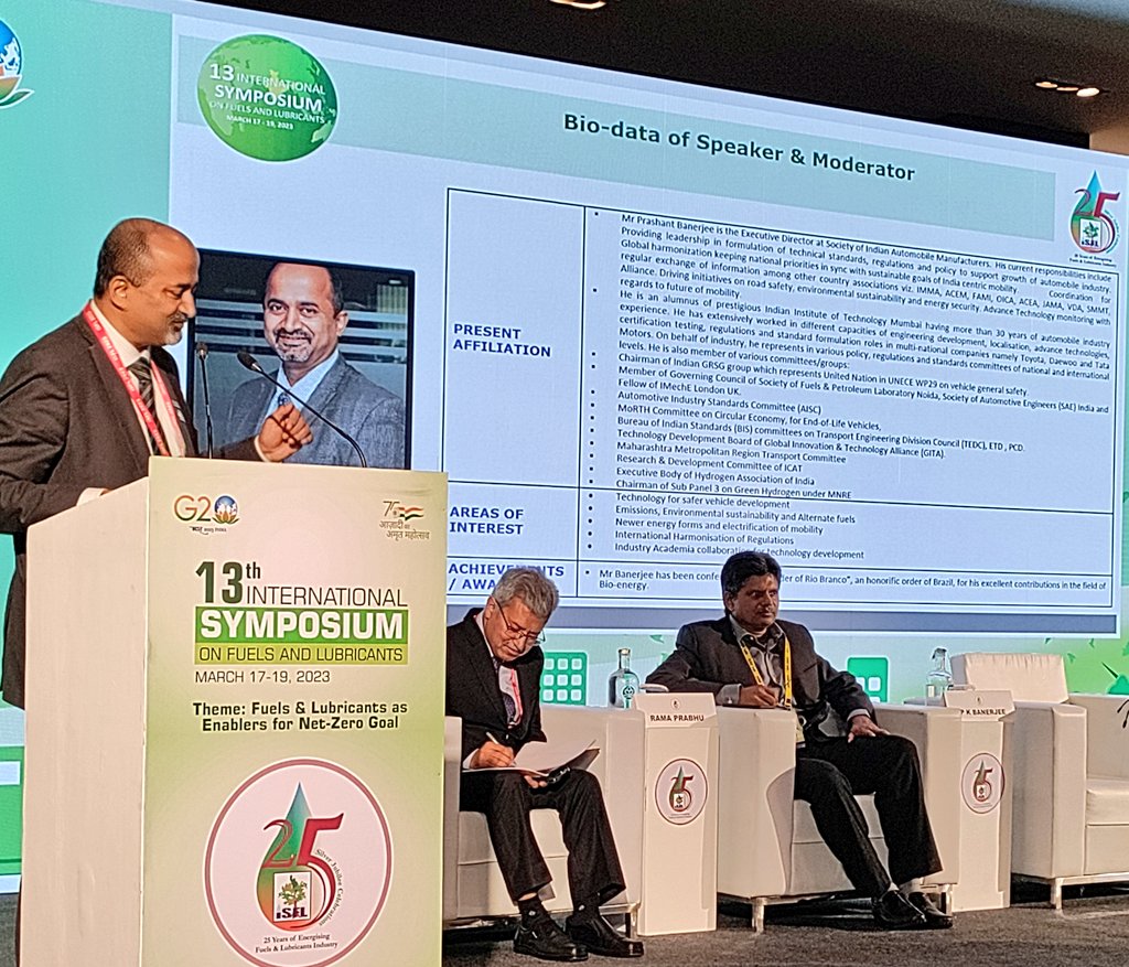 ISFL2025's tweet photo. Mr. P K Banerjee, Chief Executive Director of @siamindia presented a roadmap to Indian auto industry on how to transition into cleaner mobility thru a five pillar approach..

#CleanerMobility #CleanEnergy #Sustainability #NetZero

@RndIndianoil @DirRnD_iocl @RamakumarDr https://t.co/XeuqOr3ooB