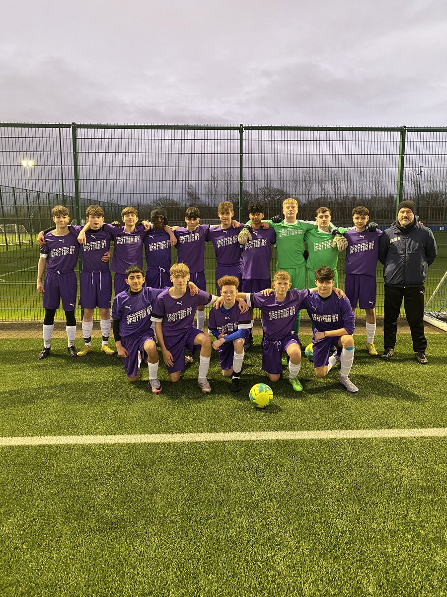 SpottedBy99's tweet photo. Massive thanks to @Everton for hosting our U14 group last night. Brilliant game, both teams playing some fantastic football. 🙌⚽️ #football #Everton #academy #talent #destinationfootball #youth https://t.co/ntigR5AVLv