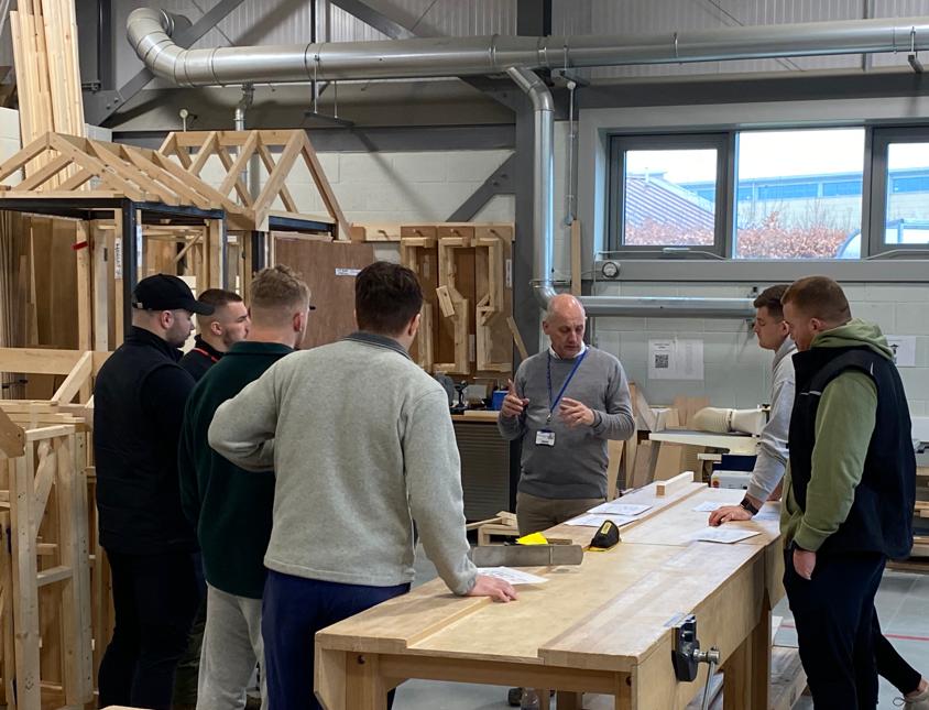 #NorthamptonSaints were were in again this week following on from a taster Plumbing course the focus is now Carpentry.  Lots of concentration and some hearty banter, see you next week lads.  @NorthamptonColl @MarkBradshaw84 @JacquiH2013 @BBCNorthampton @ChronandEcho