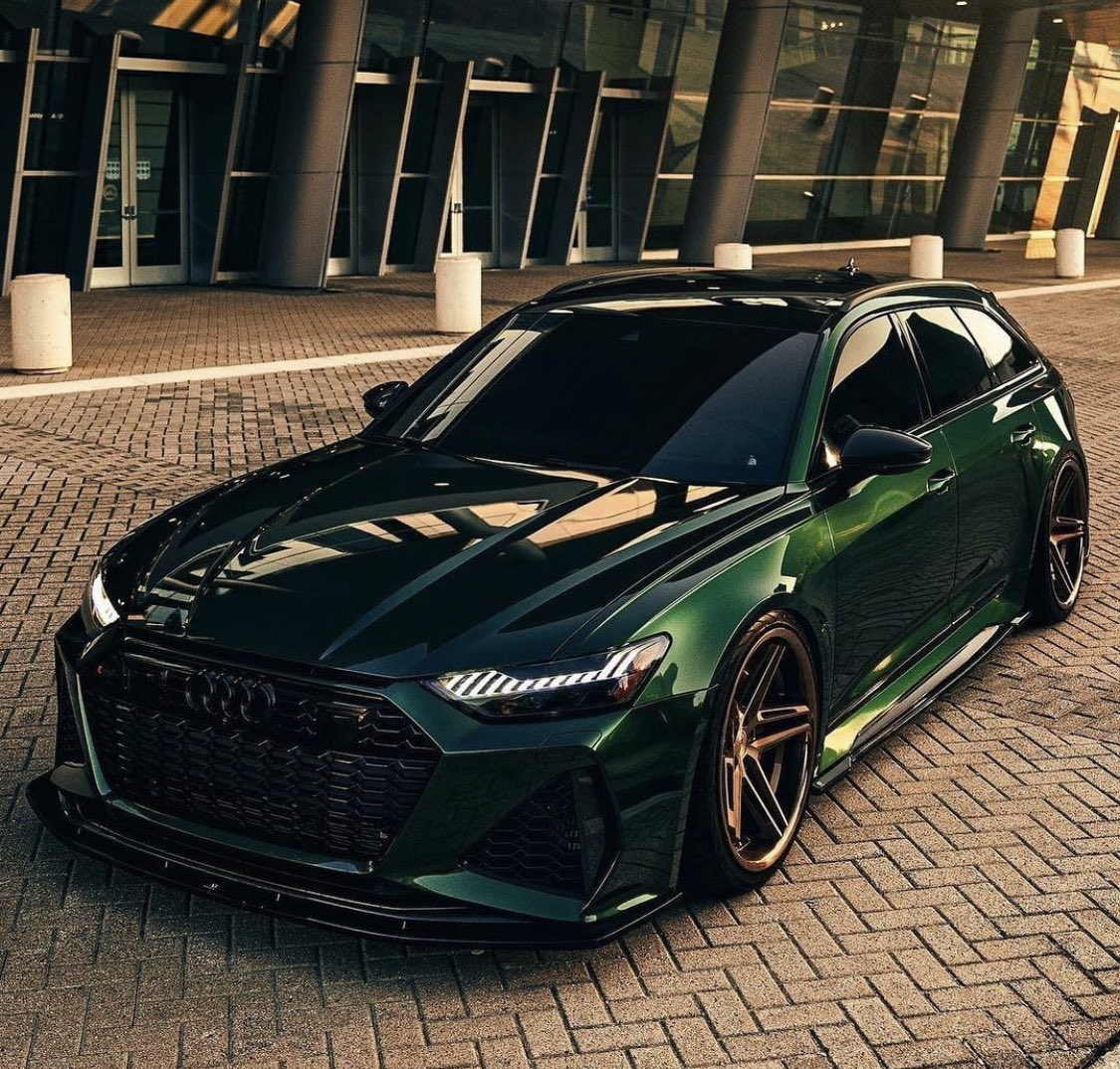 FastCarsWorld's tweet photo. Audi RS6 ✨ https://t.co/XQcb6ve973