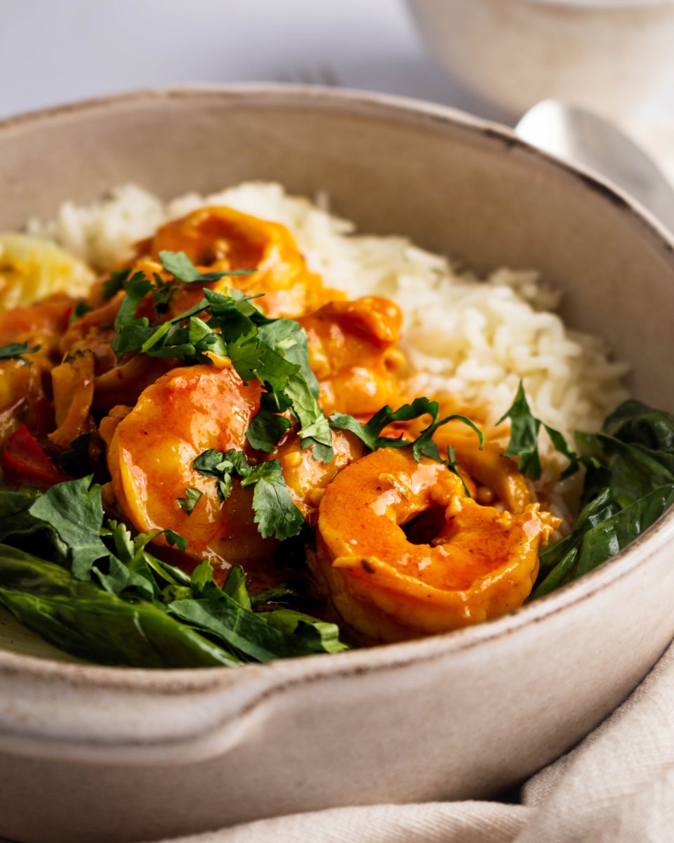 IKOOKAPP's tweet photo. Bet you’ve never had anything like our Thai Red King Prawn curry 😍

Book a menu today at https://t.co/rWv7O21vH3 

#thaifood #curry #londonfoodguide #londonfoodblog #london #theikookexperience #privatechefuk #thaimenu #thaifoodlondon https://t.co/5MKGbpVoY9