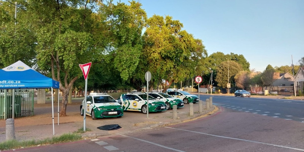 Fidelity_Secure's tweet photo. The Fidelity PTA Central team with a visibility drive around the Loftus area. The team always ready to assist in any way possible.
#FidelityServicesGroup #FidelityADT #PTACentral #Lofus #FidelityHeroes #Keepingyousafe #Securingyourassets https://t.co/zJNPVGcQF0