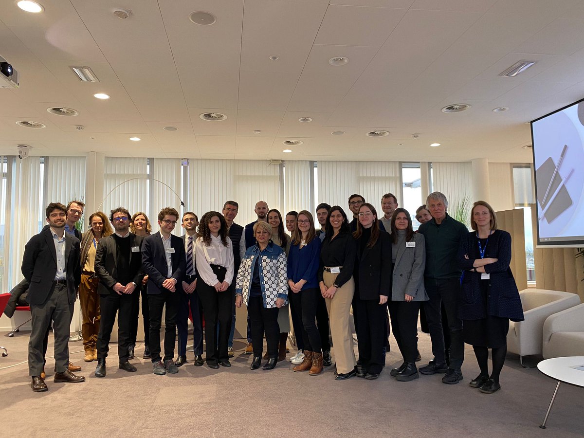 European Political and Governance Studies - CoE (@coe_pol) on Twitter photo Another edition of the #TellUs project came to an end!
Our students have been involved in a joint project between the <a href="/collegeofeurope/">College of Europe</a> and the <a href="/EU_Commission/">European Commission</a>, in a unique opportunity to participate in high-level policy making🇪🇺 Another edition of the #TellUs project came to an end!
Our students have been involved in a joint project between the <a href="/collegeofeurope/">College of Europe</a> and the <a href="/EU_Commission/">European Commission</a>, in a unique opportunity to participate in high-level policy making🇪🇺