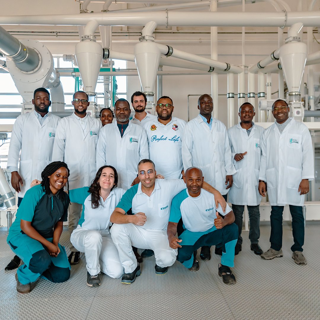 Buhler_Group's tweet photo. Here are some impressions of the latest one-week training program at our African Milling School in Nairobi, Kenya.
#wetransformmilling #engineeringcustomersuccess #africanmillingschool #innovationsforabetterworld https://t.co/YdryGxqhYv