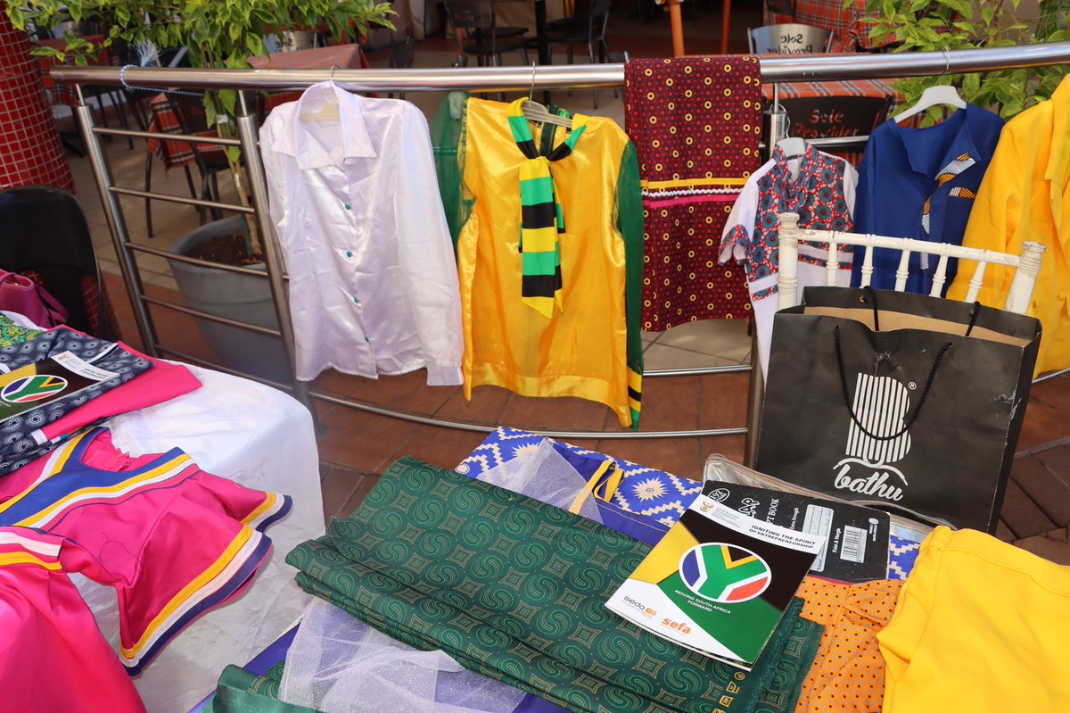 DSBD_SA's tweet photo. Day 02 of 04

Good Morning Limpopo!!

The Department of Small Business Development in collaboration with it's two agencies Seda and sefa are hosting a four day Pop-up Market at Savannah Mall Polokwane, in the Capricorn District Municipality. https://t.co/d4yaszHFlk