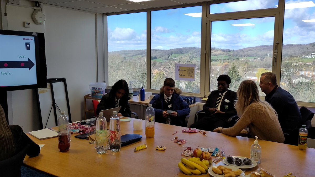 SabsEnvision's tweet photo. A great presentation from the @st_berns young people, taking on feedback excellently and putting their communication and determination skills into practice!

Massive thank you to their mentors from @wessexwater who have been supporting them!
#makechangehappen https://t.co/wgsaJcm7u8